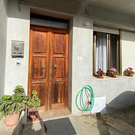 Domuspes Apartment Sedilo Ngoại thất bức ảnh