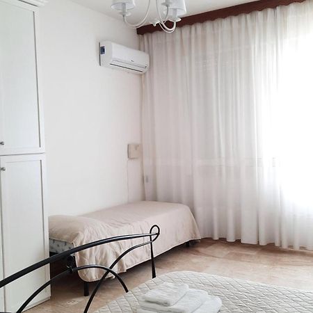 Domuspes Apartment Sedilo Ngoại thất bức ảnh