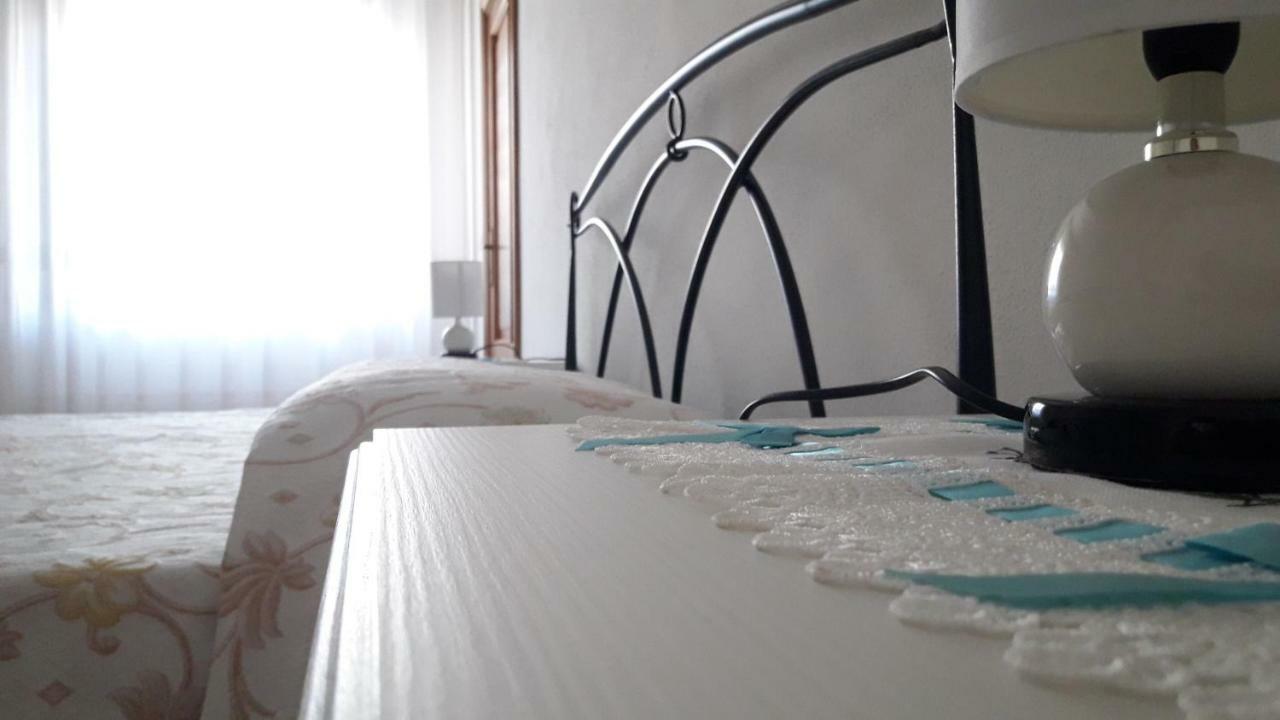 Domuspes Apartment Sedilo Ngoại thất bức ảnh