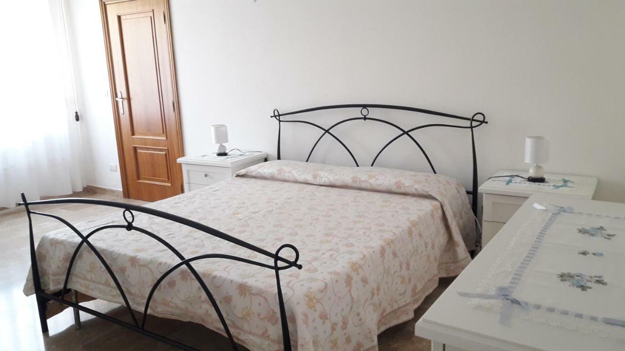 Domuspes Apartment Sedilo Ngoại thất bức ảnh