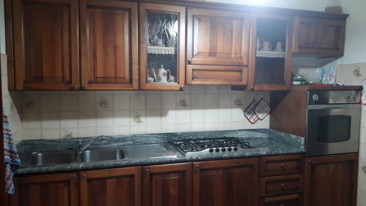 Domuspes Apartment Sedilo Ngoại thất bức ảnh