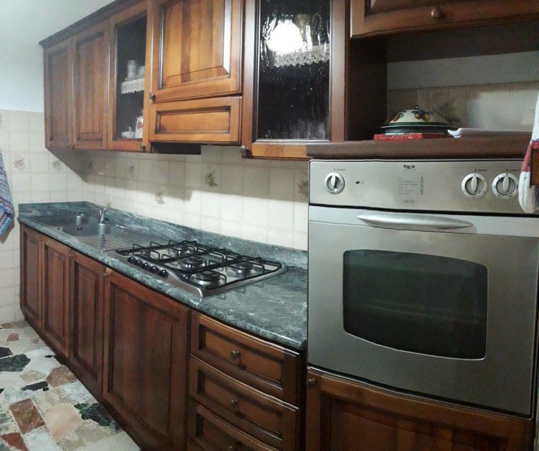 Domuspes Apartment Sedilo Ngoại thất bức ảnh